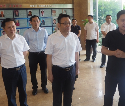 九江市委副書(shū)記黃強(qiáng)蒞臨仙客來(lái)調(diào)研